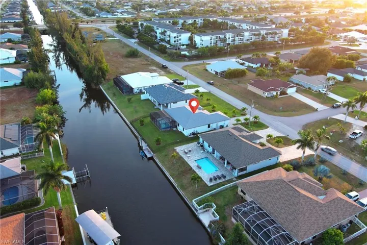 2233 Sw 17th Pl, Cape Coral, Florida 33991