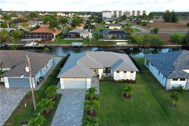 2233 Sw 17th Pl, Cape Coral, Florida 33991
