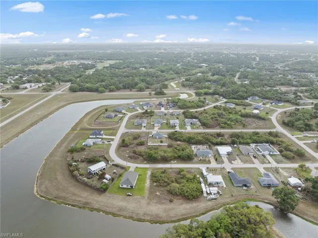 3113 Pebble Ln, Labelle, Florida 33935