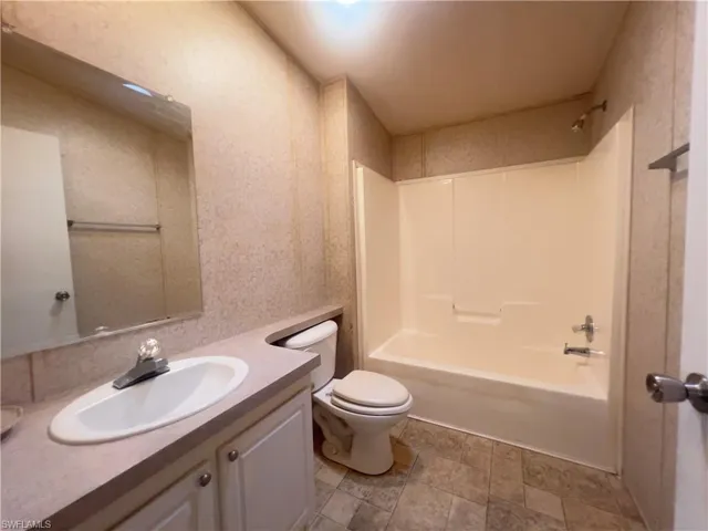 5054  Fiddleleaf  DR, Fort Myers, FL 33905