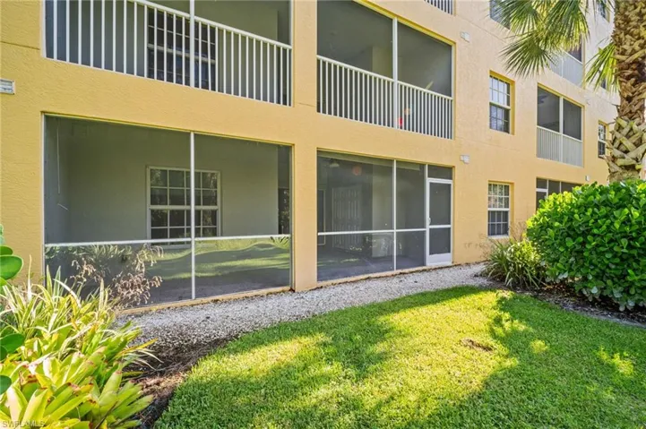 4450 Botanical Place Cir 6, Naples, Florida 34112