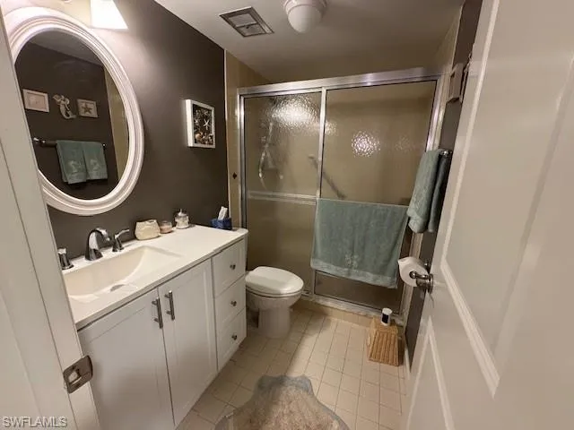 1828 Pine Valley Dr # 115, Fort Myers, Florida 33907