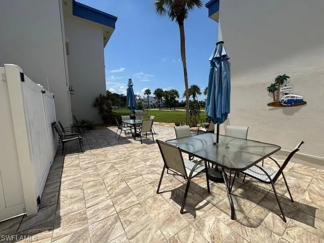 1828 Pine Valley Dr # 115, Fort Myers, Florida 33907