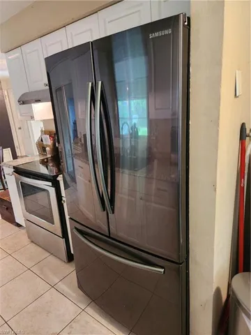 freestanding refrigerator