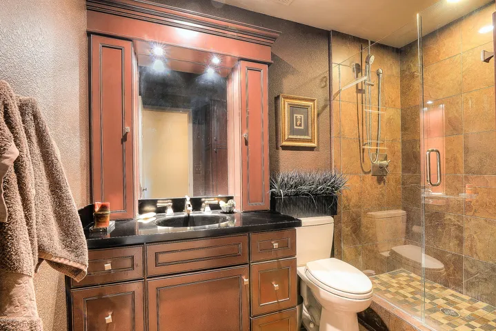 Hallway Bath