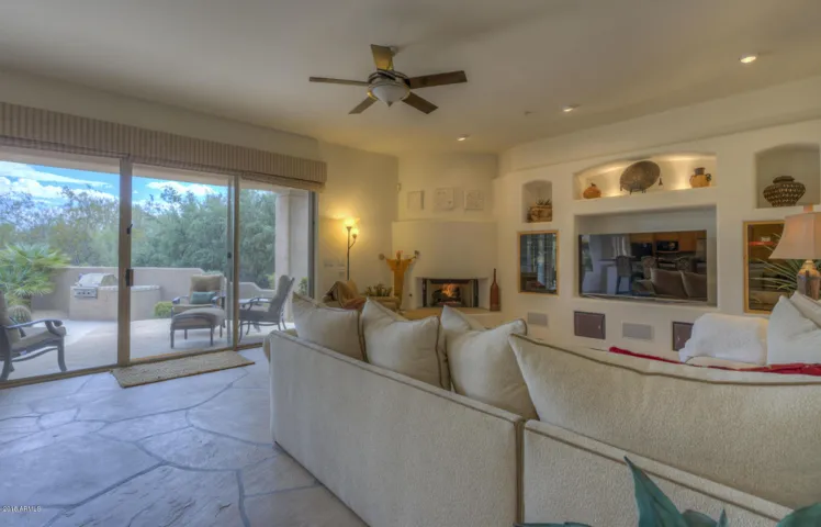 2nd family room