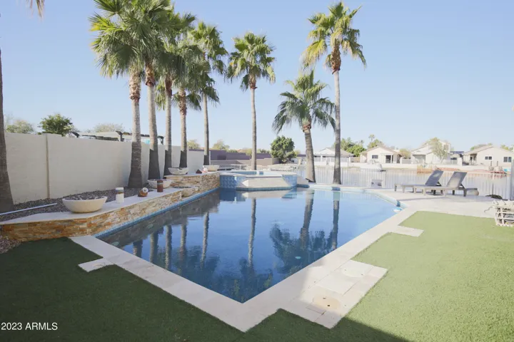 5422 W PONTIAC  Drive, Glendale, AZ 85308