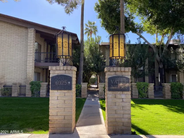 6925 E 4TH  Street, Scottsdale, AZ 85251