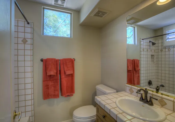 Guest house bath