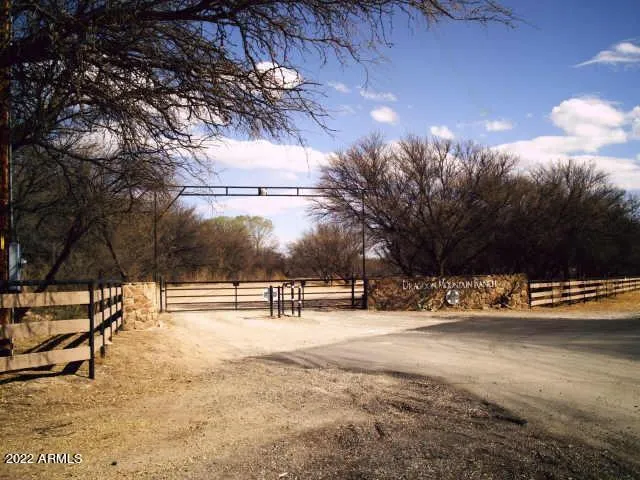 RT 80 GATE ENTRANCE