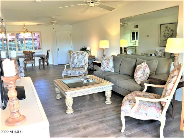 12212 N PARADISE VILLAGE S Parkway, Phoenix, AZ 85032
