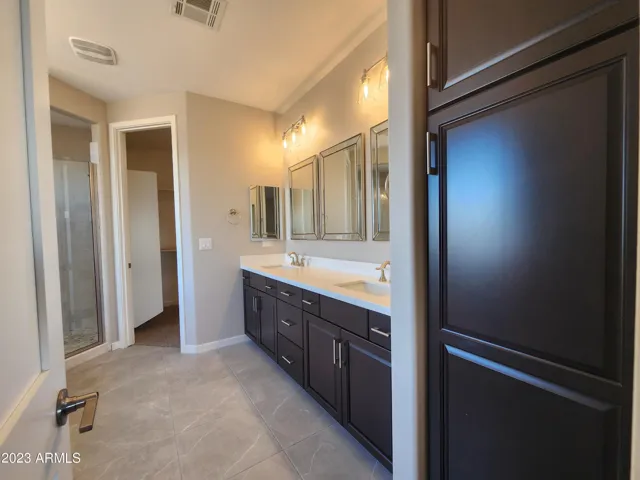 MASTER BATH - ACTUAL PICTURE OF COMPLETED HOME