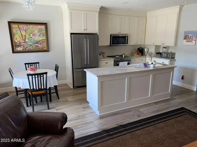 9705 E MOUNTAIN VIEW  Road, Scottsdale, AZ 85258