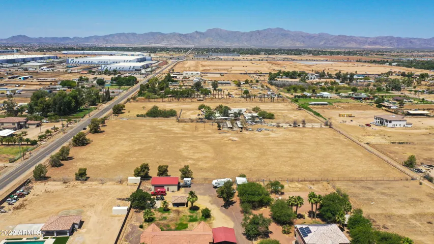 Although this photo was taken recently, the land to the west and northwwest is already under construction!