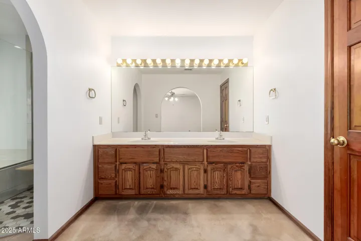 780