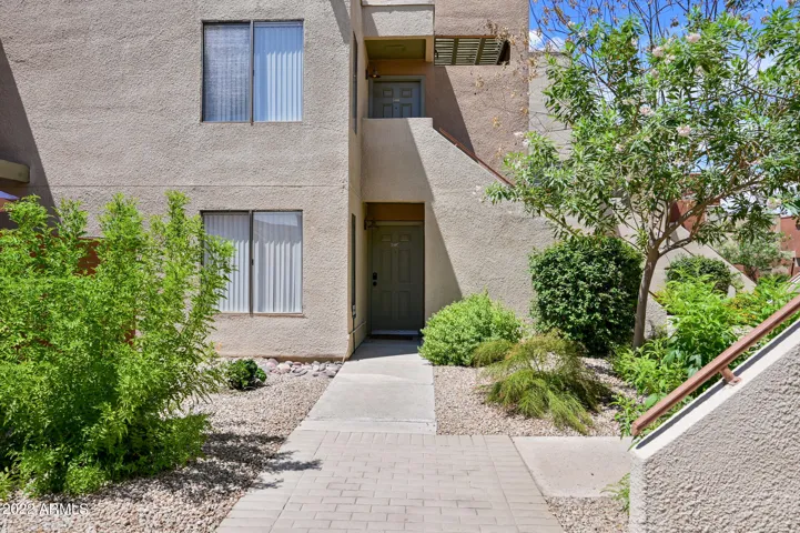 3600 N Hayden  Road, Scottsdale, AZ 85251