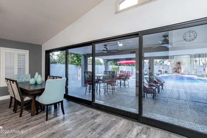 Expandable 20ft sliding glass doors to create beautiful indoor/outdoor experience