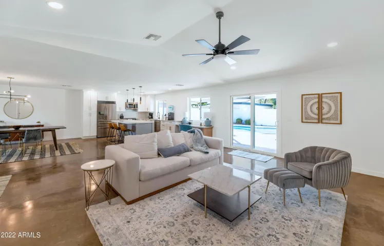 1511 E Edgewater  Drive, Tempe, AZ 85283