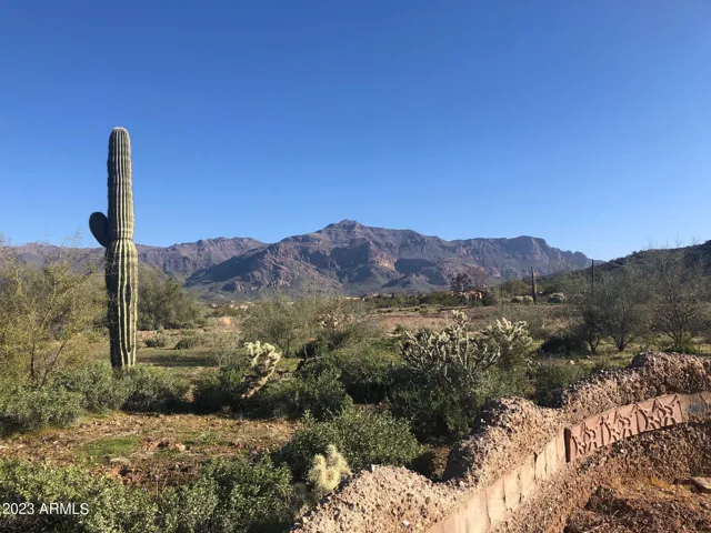 5371 S DESERT DAWN  Drive, Gold Canyon, AZ 85118