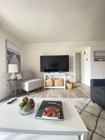 3313 N 68TH  Street, Scottsdale, AZ 85251