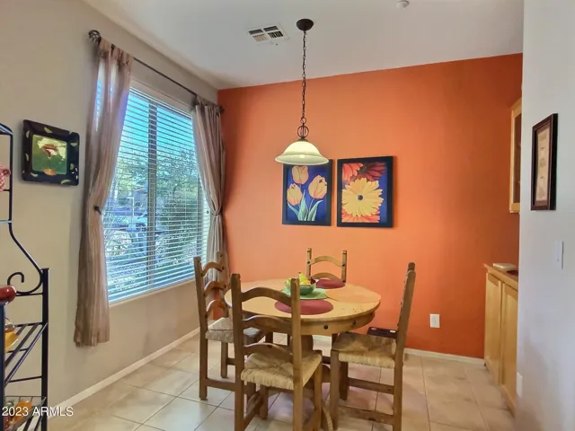 Breakfast Room