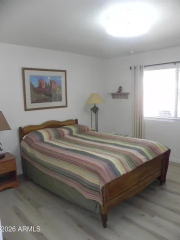 Queen Bed