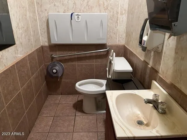780
