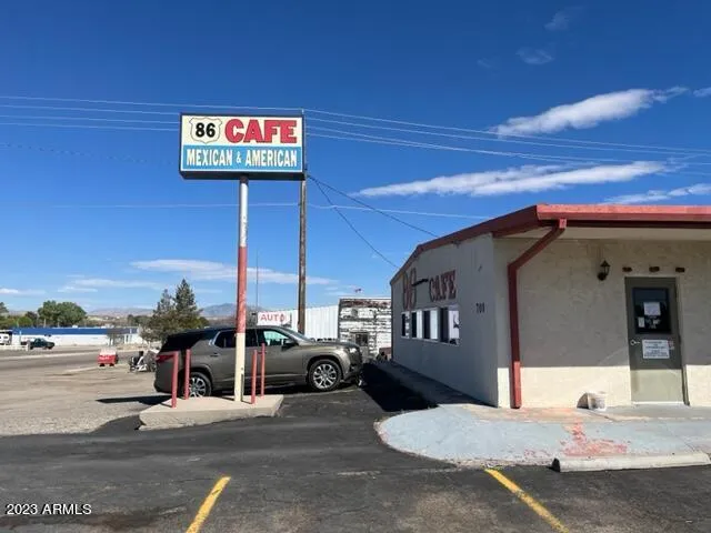 780