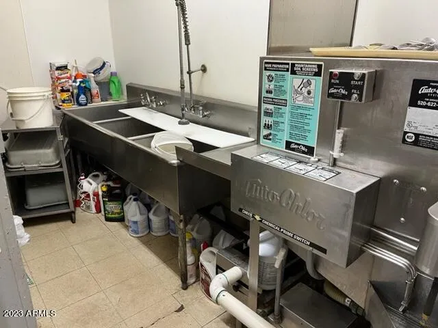 780
