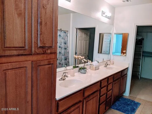 Large Master bath