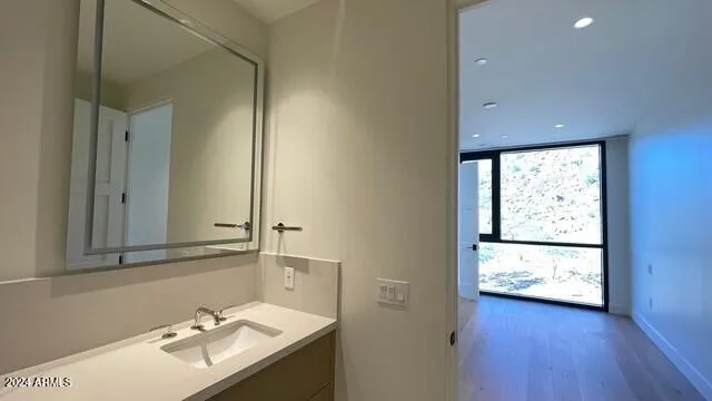 780