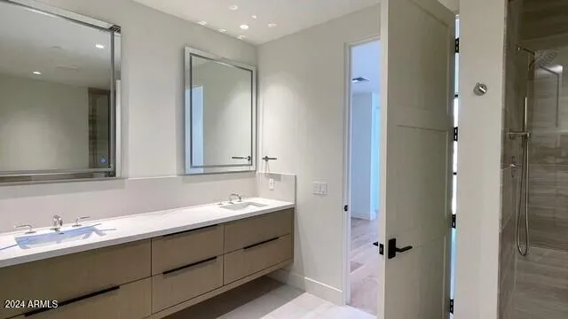 780