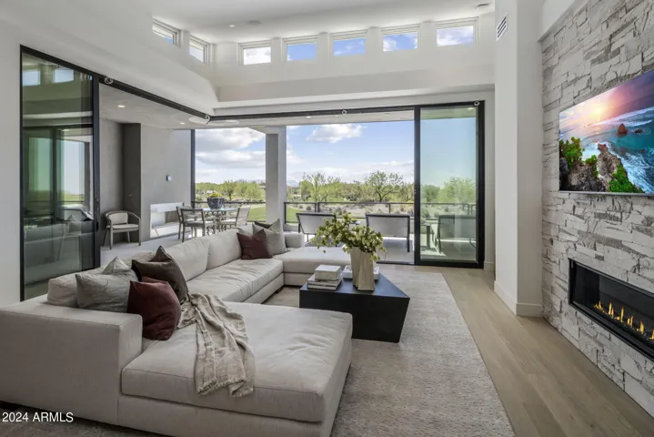 37200 N Cave Creek  Road, Scottsdale, AZ 85262