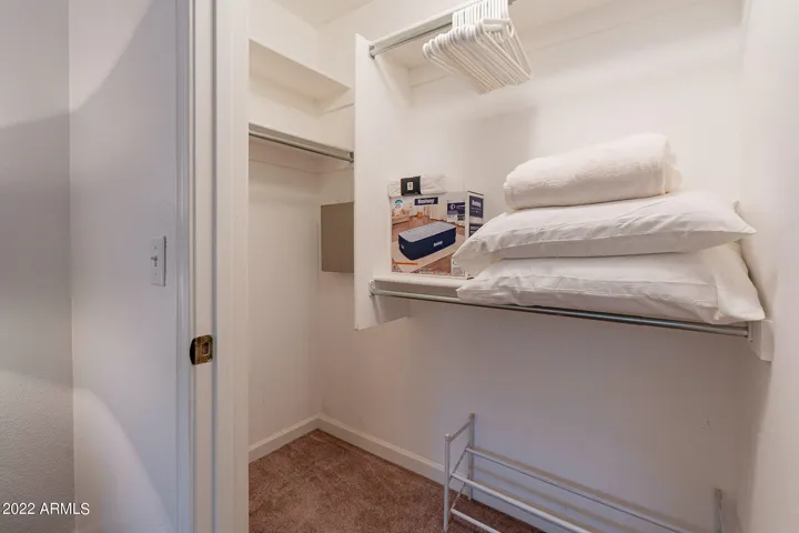 Twin AirBed here (auto inflate/deflate)
