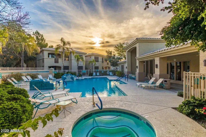 You'll feel like you're in a nice Scottsdale Resort