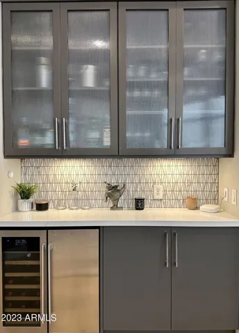 Wine Bar with Refrigerator