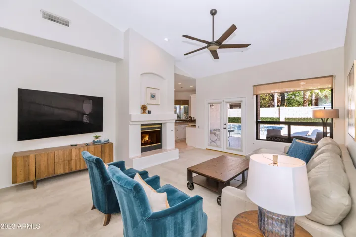 9080 E HILLERY  Drive, Scottsdale, AZ 85260