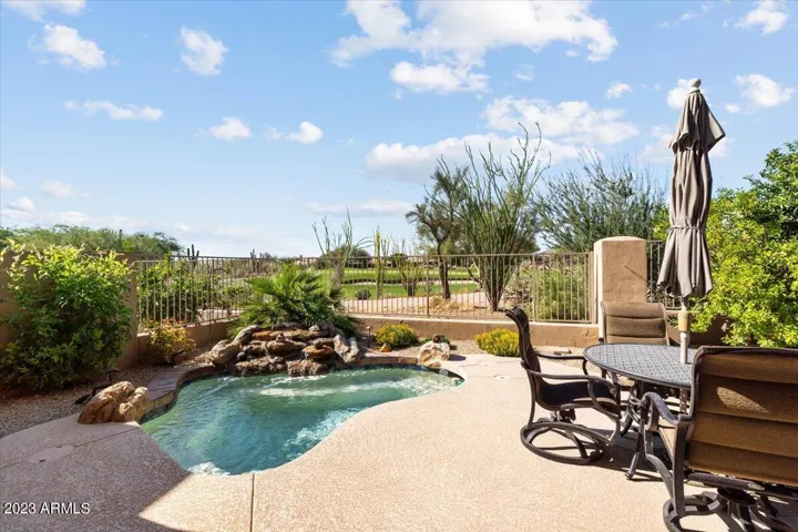 9670 E CHUCKWAGON  Lane, Scottsdale, AZ 85262