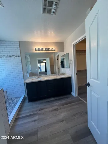 Double Vanity