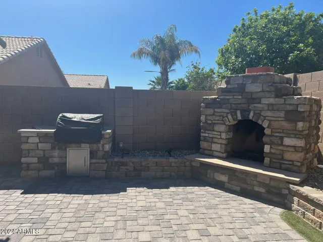 Built-in BBQ and Fireplace