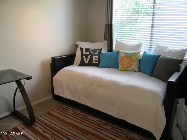 With Trundle Bed
