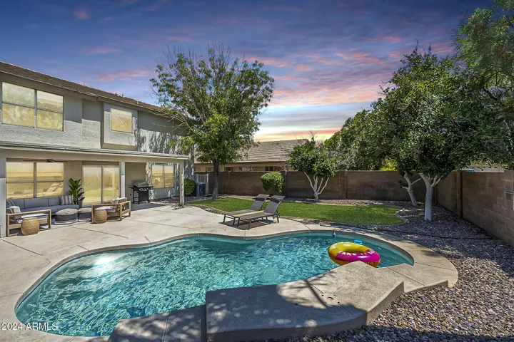 1078 S RIATA  Street, Gilbert, AZ 85296