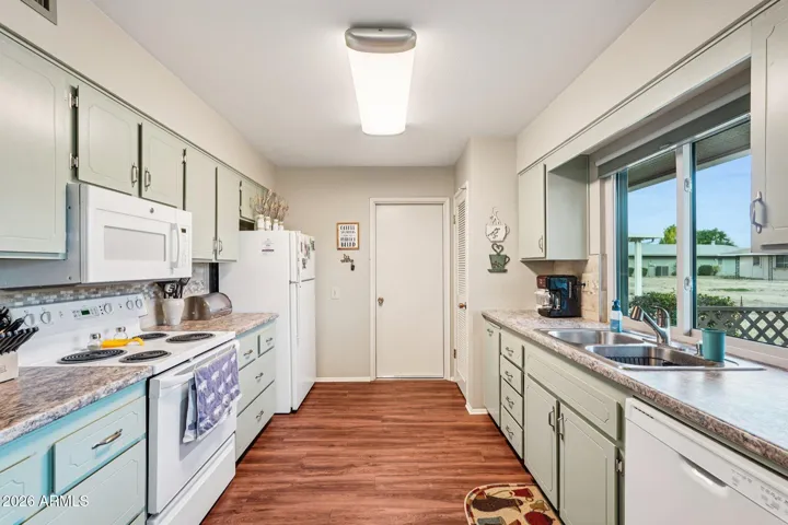 Kitchen can include on separate BILL OF SALE all kitchen dishes, pans - everything
