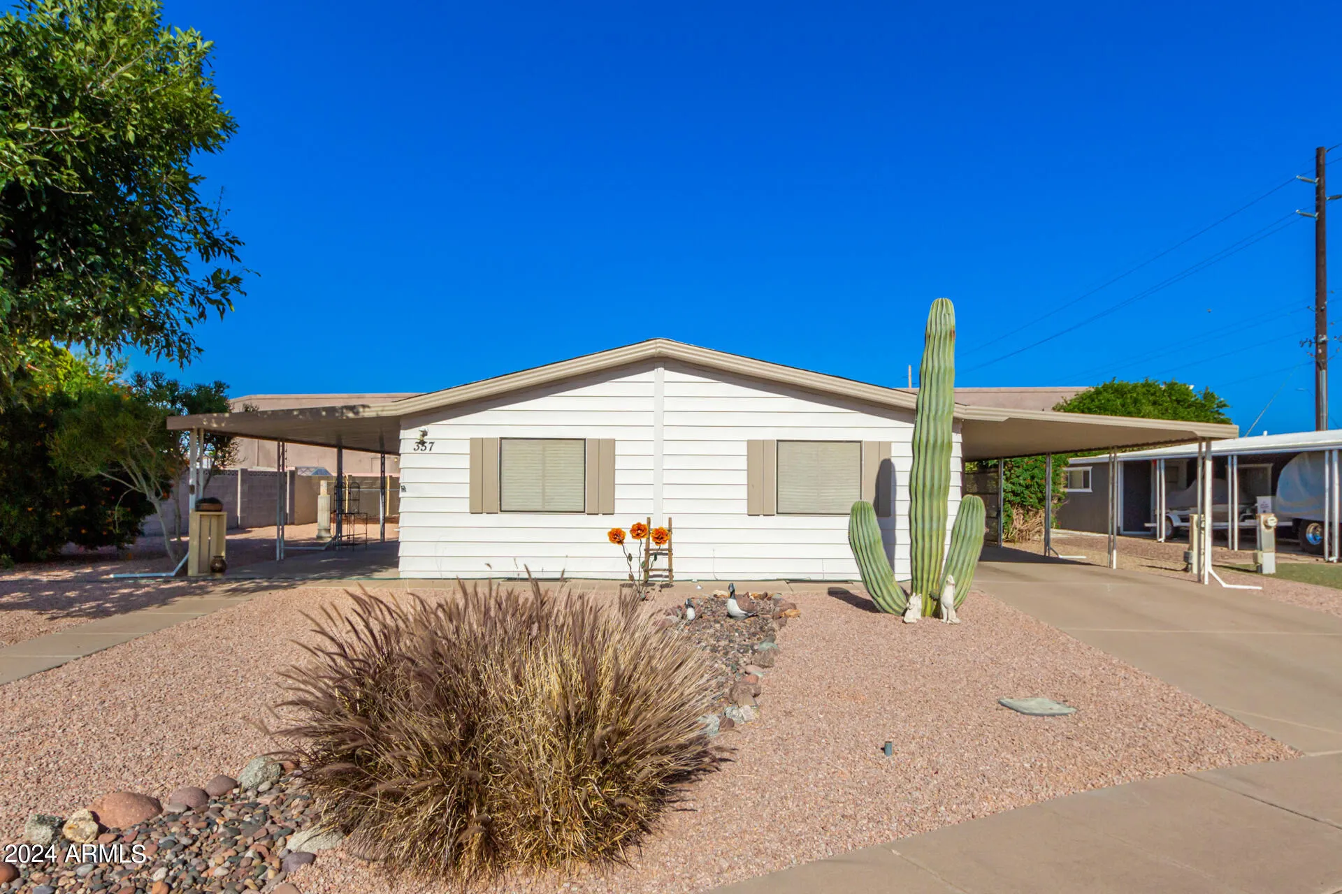 357 South Alvaro Circle, Mesa, AZ, 85206 — photo 2 of 34