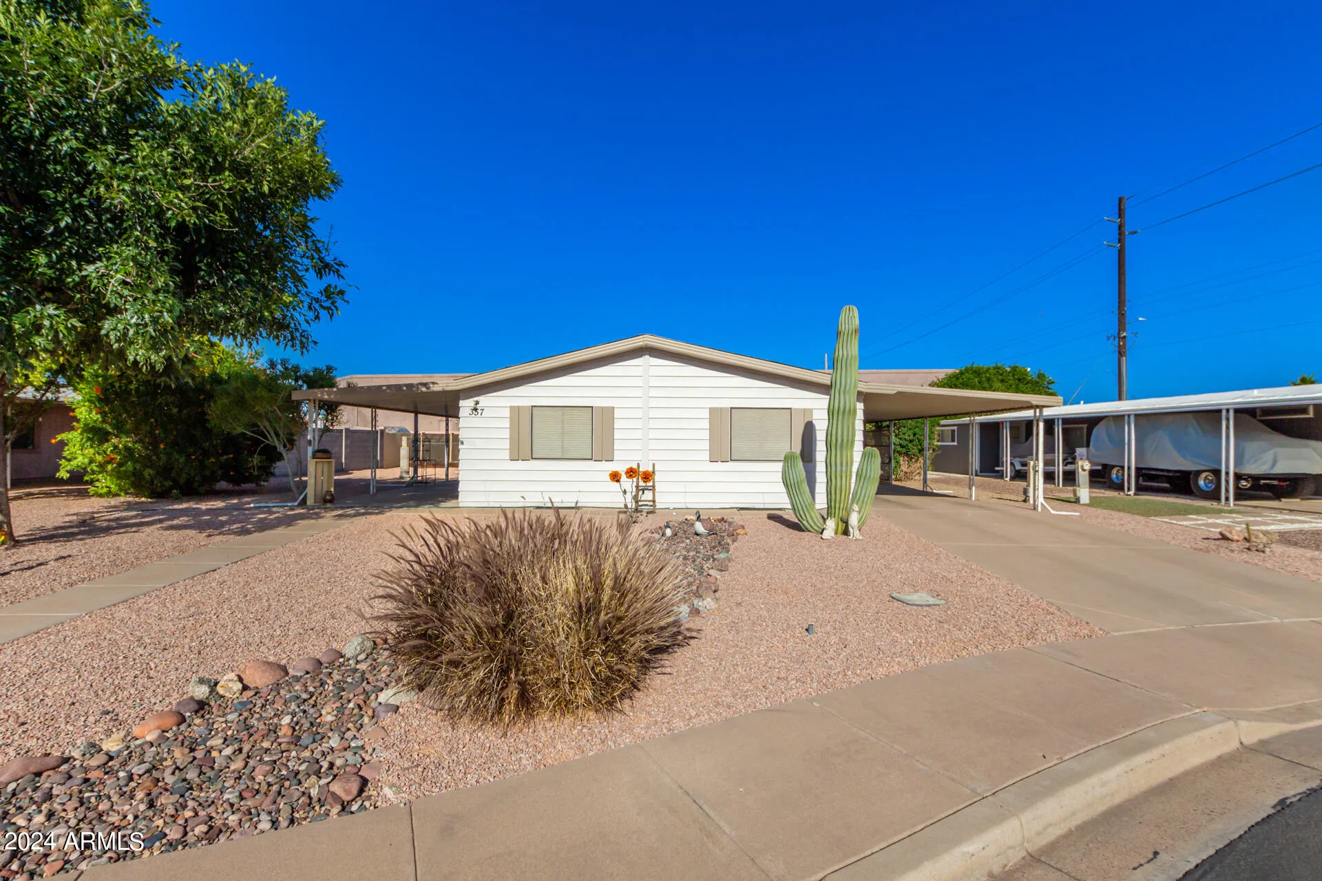 357 South Alvaro Circle, Mesa, AZ, 85206 — photo 3 of 34