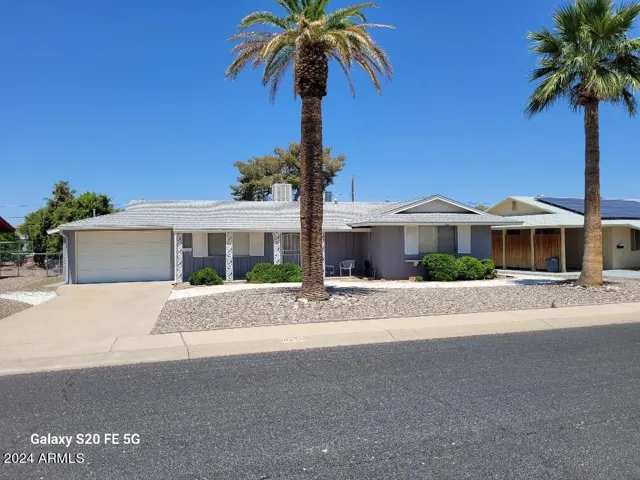 10536 W SNEAD  Drive, Sun City, AZ 85351