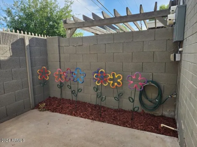 780