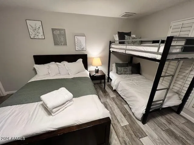 780