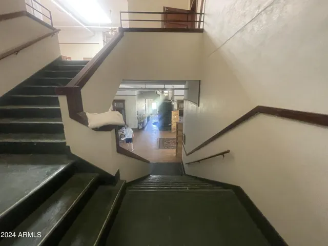 780