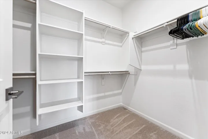 Walk in closet